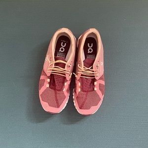 On Cloud Tennis Shoes - Coral, 7.5 W